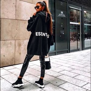 Balenciaga Speed Trainer🎄🖤